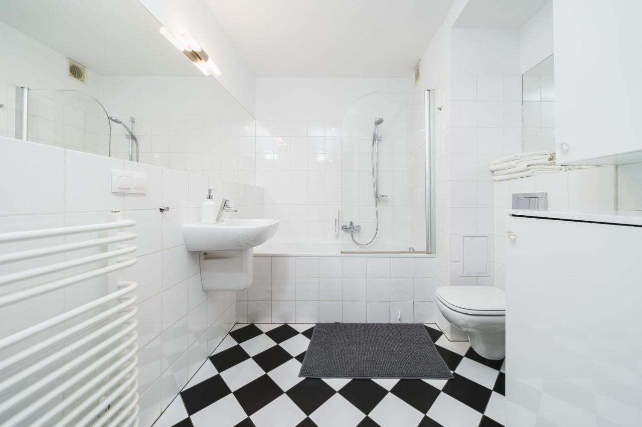 Apartamento In The Heart Of Jewish Quarter - Old Synagogue - By Upstairs Cracovia Exterior foto